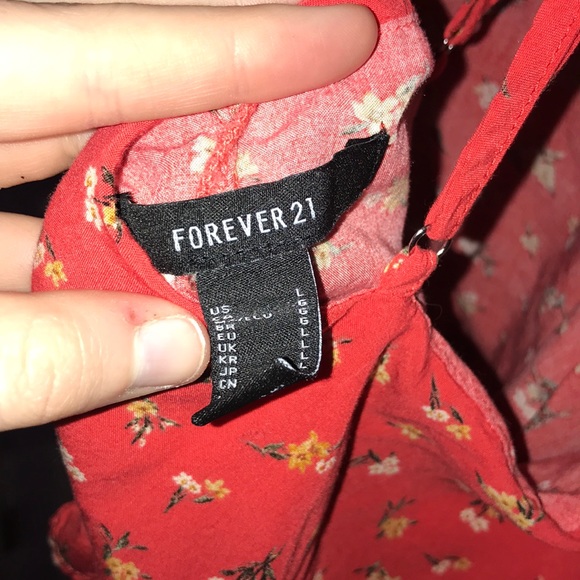 NWOT Forever 21 floral strappy back top - Picture 3 of 4